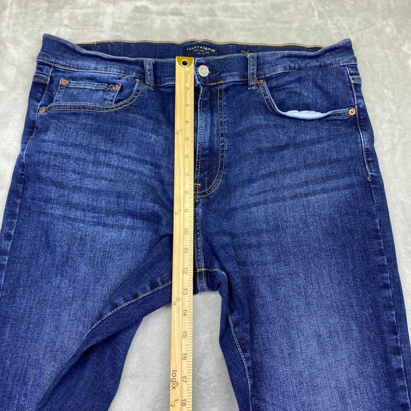 Lucky Brand 410 Athletic Straight Jeans Mens Sz 36 Dark Wash Denim Pants grunge - Picture 2 of 9